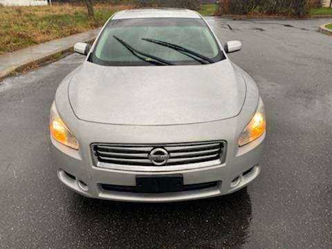2012 Nissan maxima - cars & trucks - by owner - vehicle automotive... for sale in Bear, DE