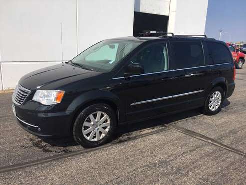 CHRYSLER TOWN & COUNTRY TOURING VAN 2014 - cars & trucks - by dealer... for sale in Monticello, MN