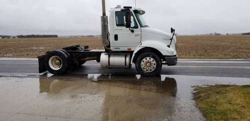 2005 Internationsl 8600 Semi Tractor for sale in Kalida, OH