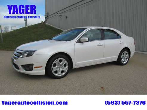 2010 Ford Fusion SE *40,000 MILES* - cars & trucks - by dealer -... for sale in Dubuque, IA