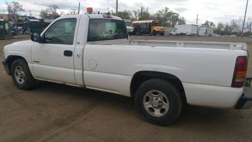 2001 CHEVROLET SILVERADO PICKUP (LOW MILES) - - by for sale in District Heights, District Of Columbia