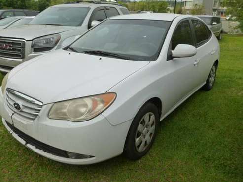 2010 HYUNDAI ELANTRA - - by dealer - vehicle for sale in Tallahassee, FL