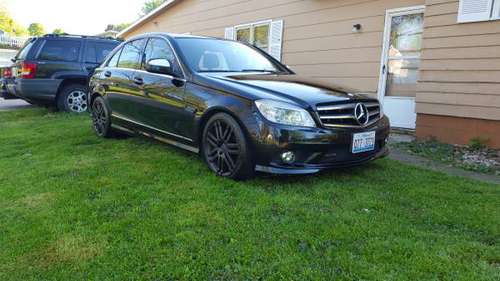 2009 Mercedes Benz C300 - cars & trucks - by owner - vehicle... for sale in Kewanee, IA