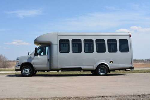 2012 Ford E-450 22 Passenger Paratransit Shuttle Bus for sale in Crystal Lake, WI