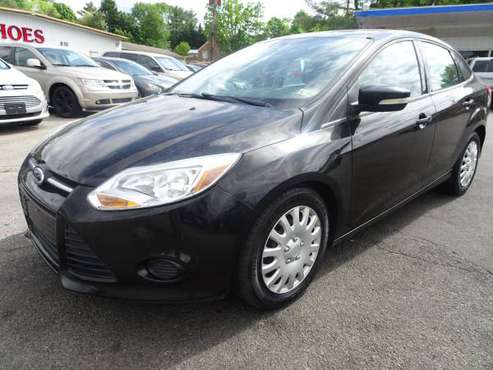 2013 Ford Focus SE, Nice Condition 90 Days Warranty - cars & for sale in Roanoke, VA