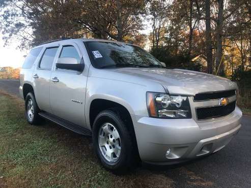 07 Chevy Tahoe SUPER CLEAN!!!! 4WD!! - cars & trucks - by dealer -... for sale in High Point NC 27263, NC