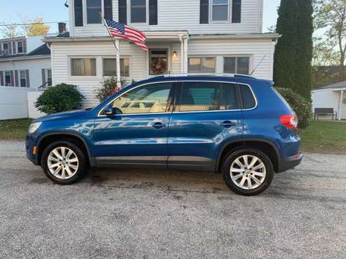 2010 Volkswagen Tiguan AWD 4motion 2.0T for sale in Westerly, CT