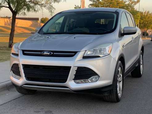2014 FORD ESCAPE SE! 1.6L 4CYL! 42K MILES! CLEAN TITLLE! ONE OWNER!... for sale in El Paso, TX