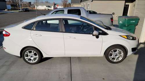 2015 Ford Fiesta SE - cars & trucks - by owner - vehicle automotive... for sale in Kennewick, WA