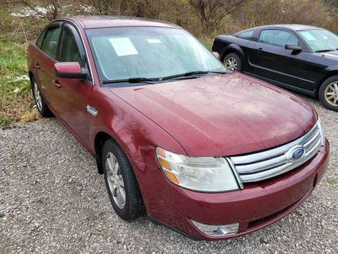2008 FORD TAURUS SEL - cars & trucks - by dealer - vehicle... for sale in Alexandria, OH
