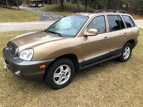 2004 Hyundai Santa Fe - cars & trucks - by owner - vehicle... for sale in Green Bay, WI