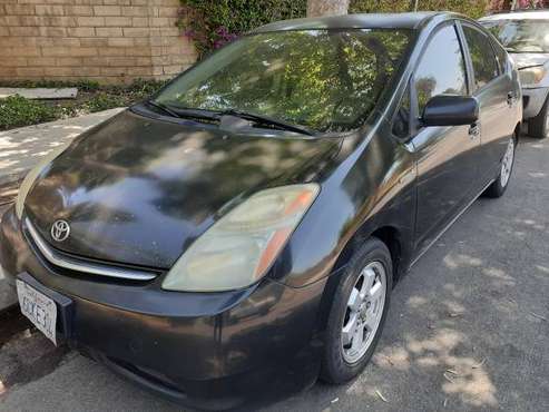 08 Toyota Prius newer main battery looks great stolen catalytic for sale in Canoga Park, CA