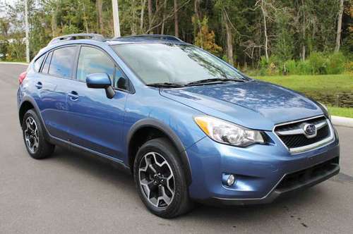 2015 *Subaru* *XV Crosstrek* *5dr CVT 2.0i Premium* - cars & trucks... for sale in Gainesville, FL