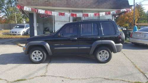 2003 Jeep Liberty, Runs Great! Cold Air! ONLY $3800!!! - cars &... for sale in New Albany, KY