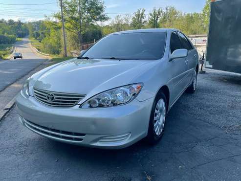 2005 Toyota Camry LE for sale in Hickory, NC
