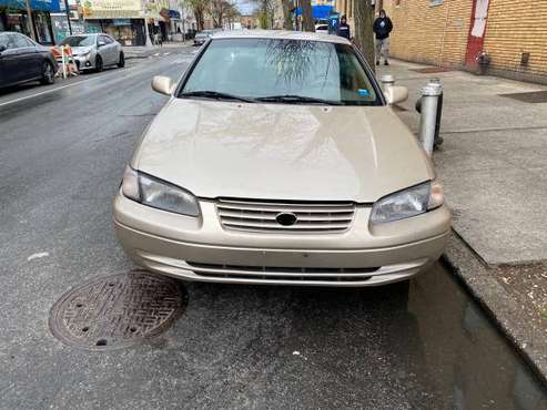 1998 Toyota Camry LE one owner runs great for sale in Ridgewood, NY