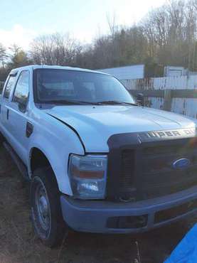 2010 Ford F250 SuperDuty XL 130k miles - cars & trucks - by owner -... for sale in Winchester, NH