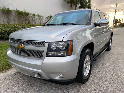 Chevrolet Suburban 2013 - cars & trucks - by owner - vehicle... for sale in West Palm Beach, FL