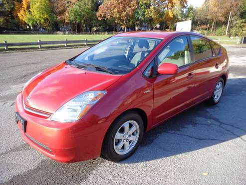 2008 TOYOTA PRIUS HYBRID, 2 0wners, no accidents, only 106,000 miles... for sale in Rochester , NY