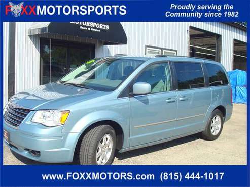 2010 Chrysler Town & Country Touring - cars & trucks - by dealer -... for sale in Crystal Lake, IL