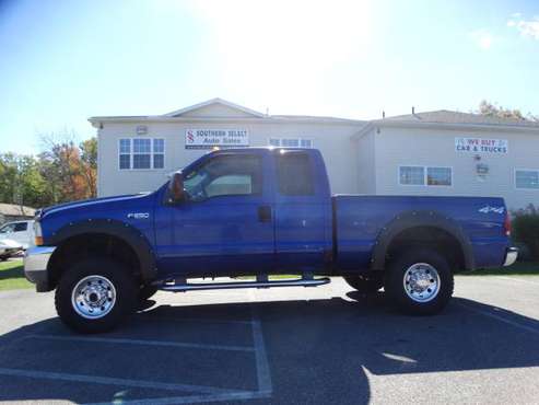 ** 2003 Ford F-250 XLT 4D 4x4** - cars & trucks - by dealer -... for sale in Medina, OH