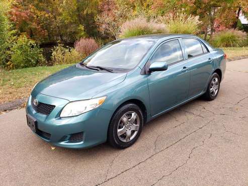 2009 Toyota Corolla LE Runs Great!! for sale in North Haven, CT