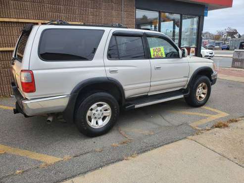 Toyoda 4 Runner 1999 - cars & trucks - by owner - vehicle automotive... for sale in Lynn, MA