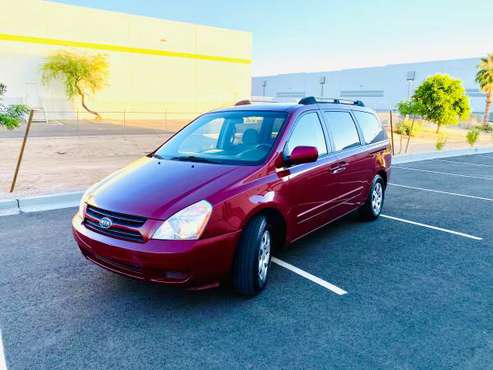 2006 KIA SEDONA CLEAN TITLE IN GREAT CONDITION - cars & trucks - by... for sale in Mesa, AZ