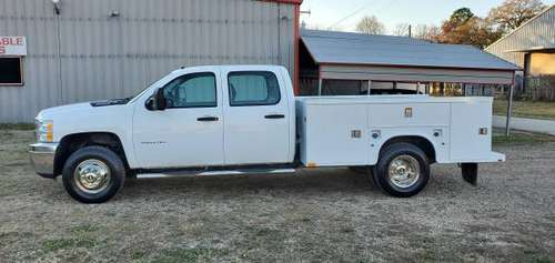 2013 CHEVROLET 3500 LS CREW CAB 4X4 WITH UTILITY BED - cars & trucks... for sale in Quitman, TX