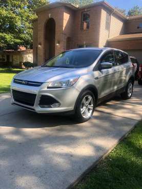 2015 Escape Clean Safe Reliable New Brakes Tires 72k Miles 35mpg Nice for sale in Grand Blanc, MI