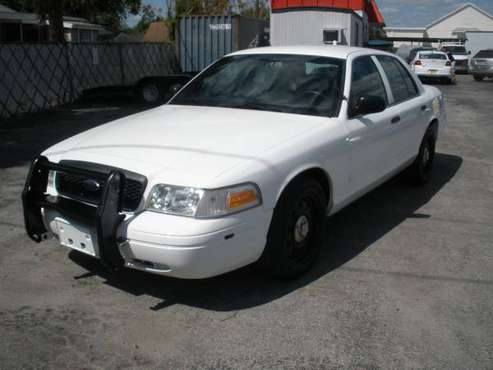 2008 FORD CROWN VICTORIA ONE OWNER POLICE EDITION - cars & for sale in TAMPA, FL