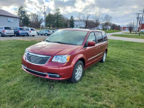 2014 Chrysler Town & Country Touring (One Owner! Trades Welcome!) -... for sale in Jefferson, WI
