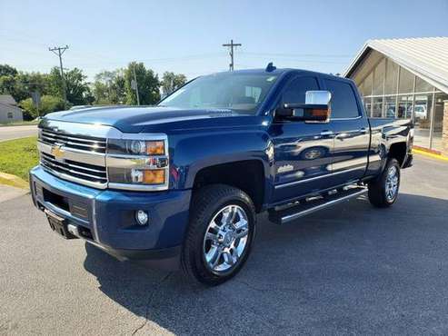 2016 Chevrolet Silverado 2500 HD Crew Cab 4WD High Country Pickup 4D 6 for sale in Harrisonville, MO