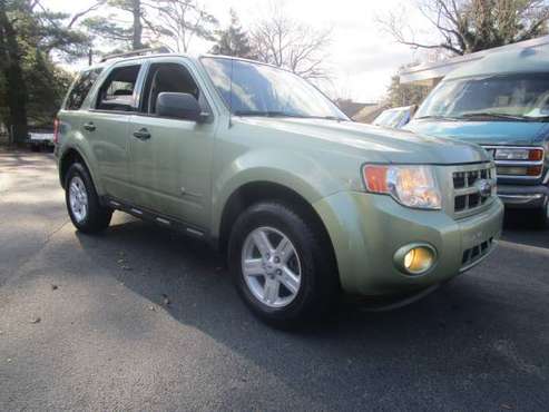 2009 Ford Escape HyBrid - cars & trucks - by dealer - vehicle... for sale in Clementon, NJ