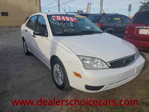 2005 Ford Focus ZX4 ONLY 90K miles - cars & trucks - by dealer -... for sale in Highland, IL