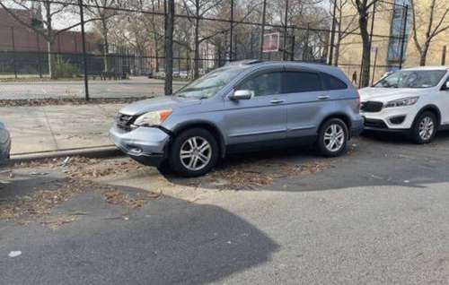 📍2011 Honda CRV📍with navigation - cars & trucks - by owner - vehicle... for sale in Astoria, NY