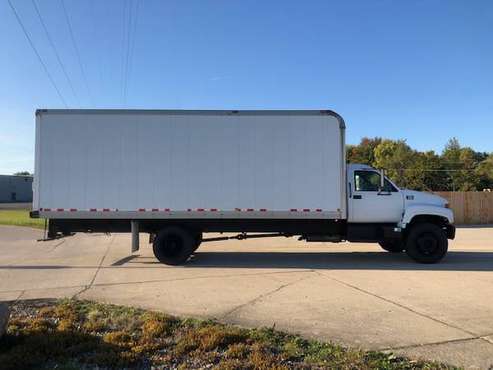 1997 GMC C6500 24’ - Box Truck ::::::::::::::::::::::::::::::::::::::: for sale in Fort Wayne, IN