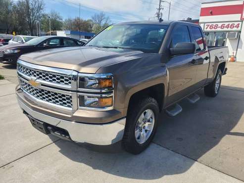 2014 Chevrolet Silverado 4x4 - - by dealer - vehicle for sale in Olathe, MO