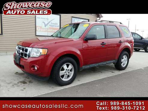 **4WHEEL-DRIVE!! 2011 Ford Escape 4WD 4dr XLT for sale in Chesaning, MI