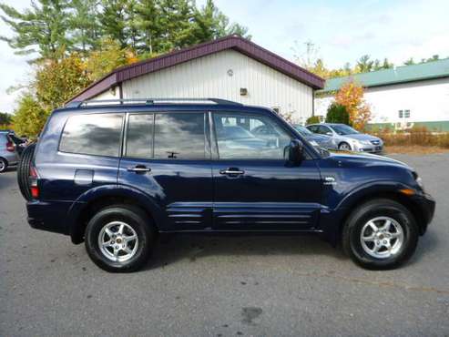 2002 MITSUBISHI MONTERO LIMITED VERY CLEAN 4X4 3RD ROW 7 PASS LEATHER for sale in Milford, MA