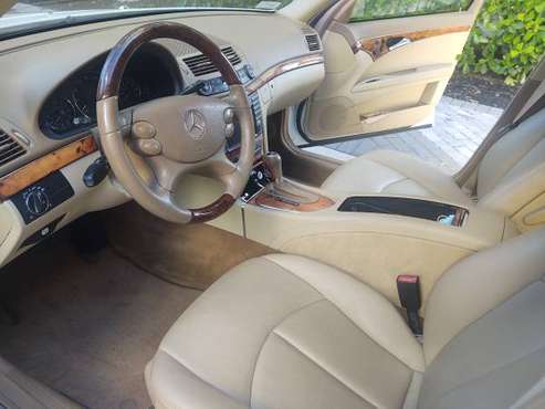 2009 MERCEDES E350 4 MATIC - cars & trucks - by owner - vehicle... for sale in Fort Lauderdale, FL