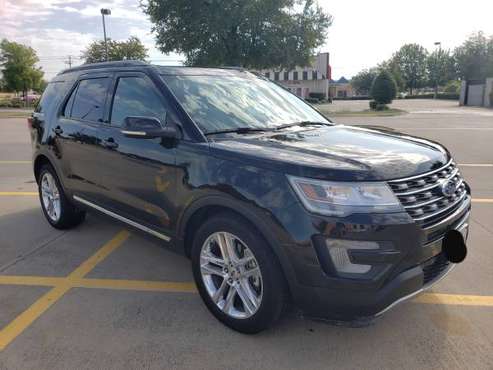 2017 Ford Explorer XLT - CLEAN - LOW MILES - MUST SEE for sale in North Richland Hills, TX