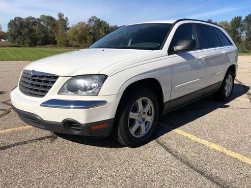 Best Buy! 2006 Chrysler Pacifica! 3rd Row! for sale in Ortonville, MI