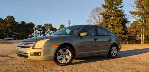 2008 Ford Fusion SE - cars & trucks - by owner - vehicle automotive... for sale in Gainesville, GA