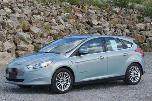 2013 *Ford* *Focus* *Electric* - cars & trucks - by dealer - vehicle... for sale in Naugatuck, CT