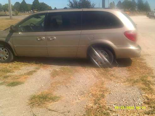 2007 chrysler town and county - cars & trucks - by owner - vehicle... for sale in Pocahontas, IA