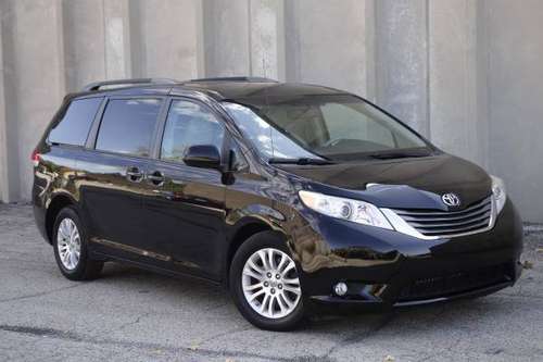 2013 Toyota Sienna XLE // 76K // 8 Passenger - cars & trucks - by... for sale in Palatine, IL
