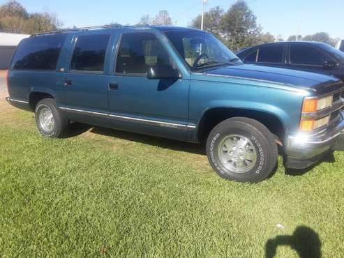1994 Chevrolet Suburban - cars & trucks - by owner - vehicle... for sale in Brookhaven, MS