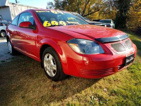 2009 Pontiac G5 ~ Sporty ~ Sharp ~ Financing Available!! - cars &... for sale in Springfield, MO