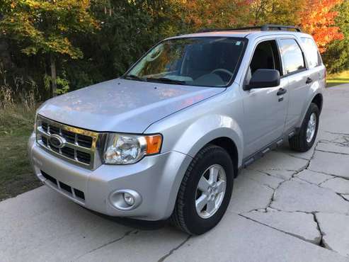 2009 Ford escape 96,000 original miles needs minor repair for sale in Canton, MI